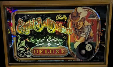 Eight Ball Deluxe (LE) backglass