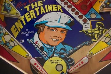 Roy Clark 'The' Entertainer backglass